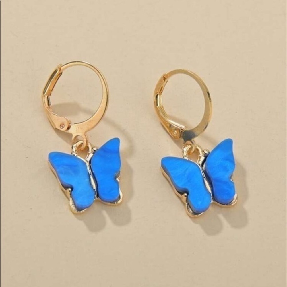 3/$30 💙 Butterfly Earrings